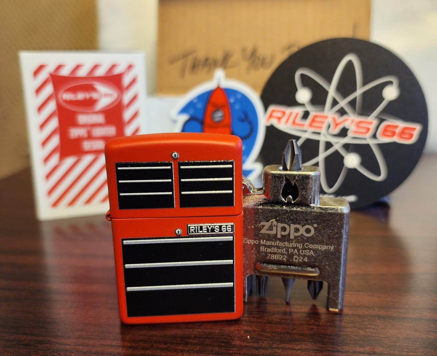Customer photo review of EXCLUSIVE - RILEY'S 66 ZIPPO LIGHTER - Toolbox - Red Matte
