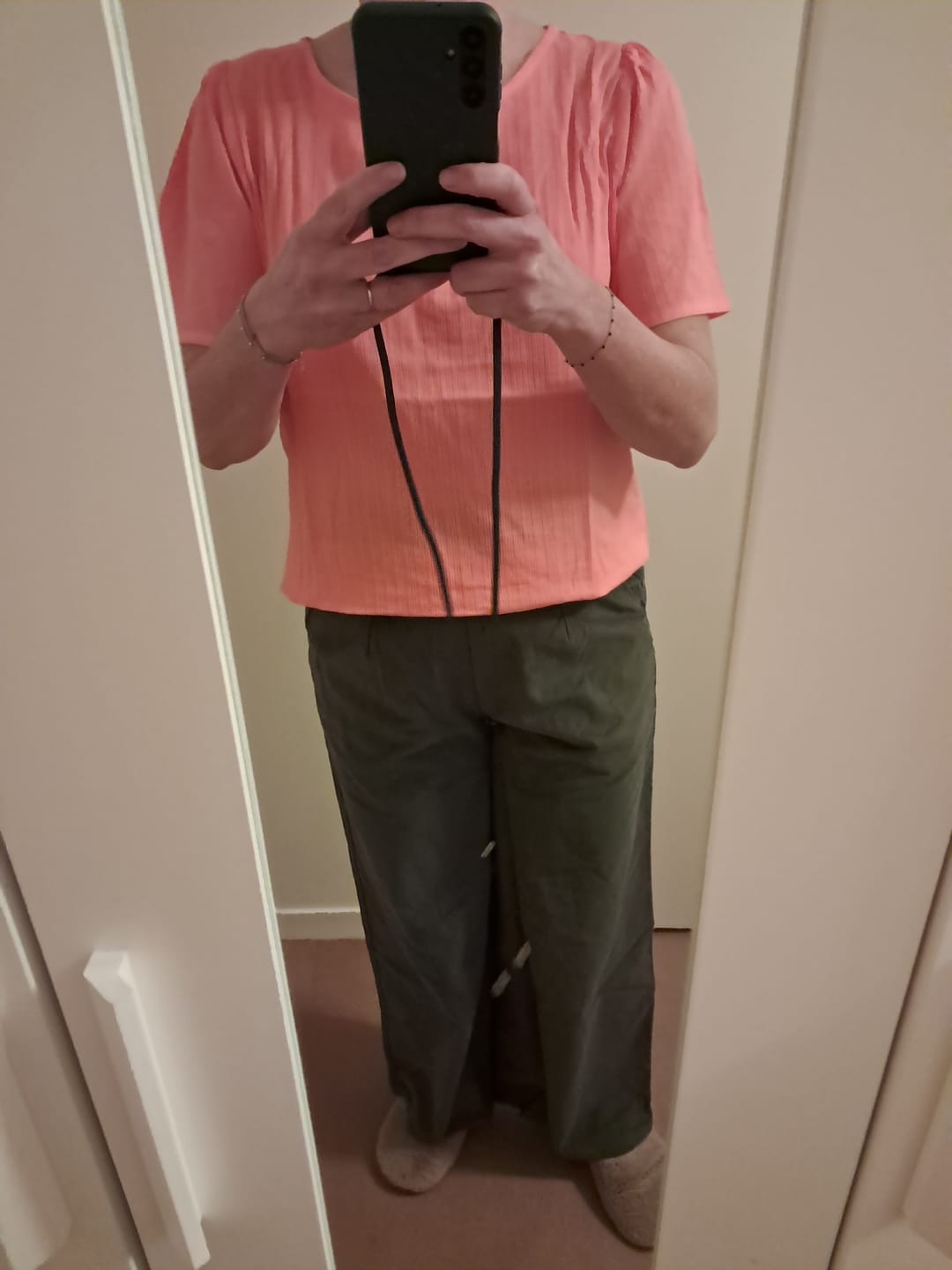 Customer photo review of Pantalon Tom - velours milleraies kaki