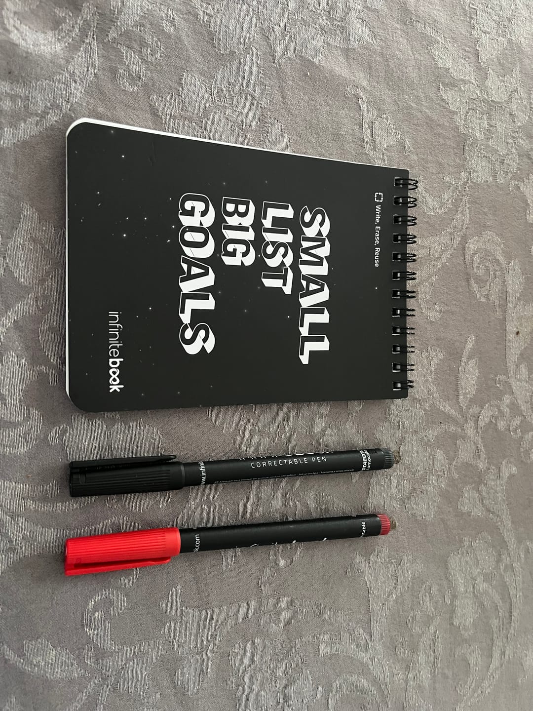 Customer photo review of Infinitebook Small List Big Goals A6