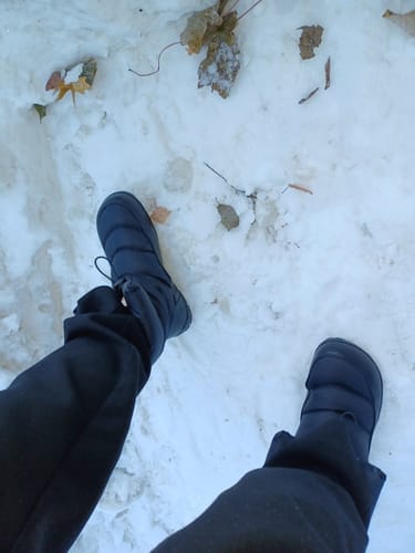 Customer photo review of Vaistoa Hellä | Winter Barefoot Shoes