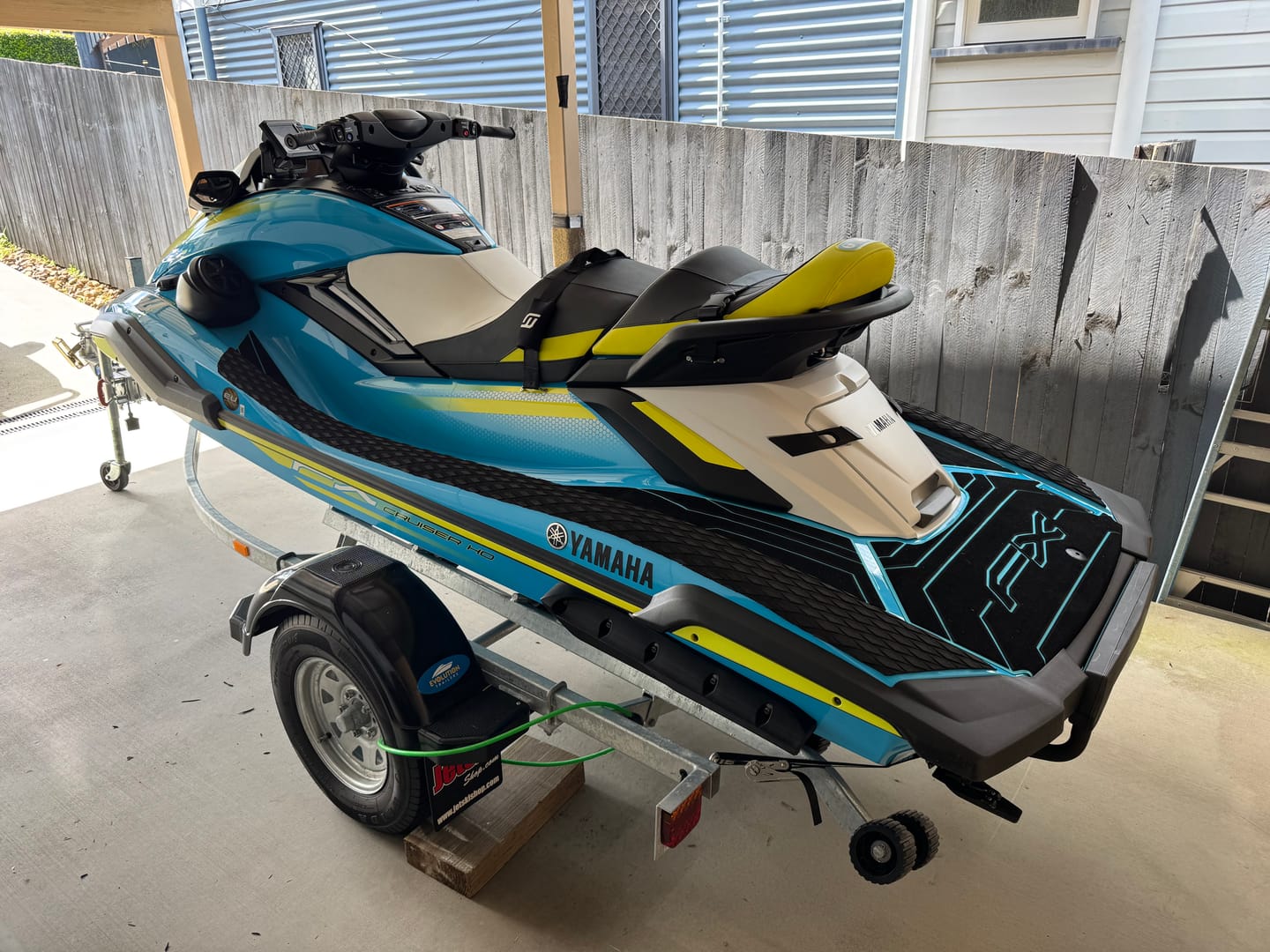 Customer photo review of JET TECH SEAT STRAPS & HANDLE