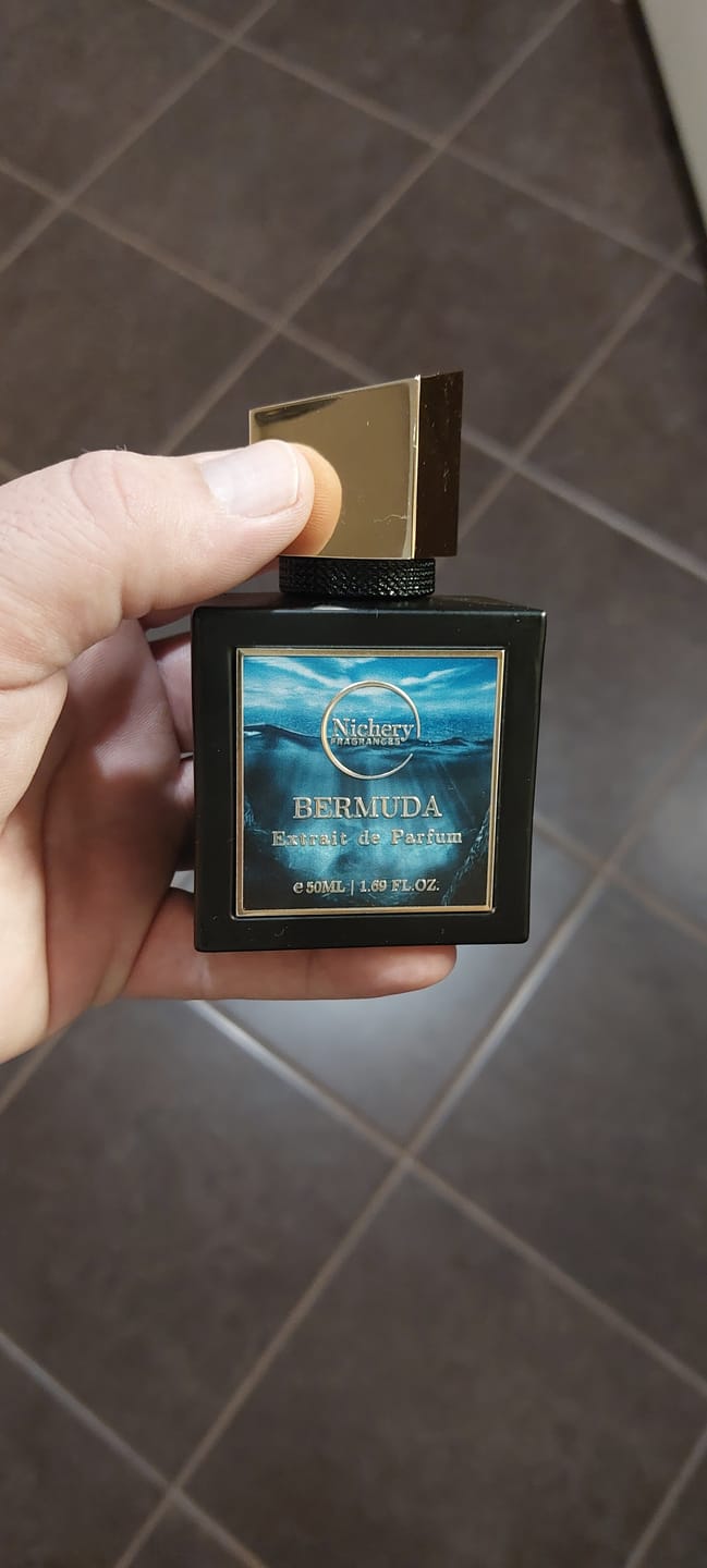 Customer photo review of Nichery Bermuda Extrait de Parfum - Unisex 50ml