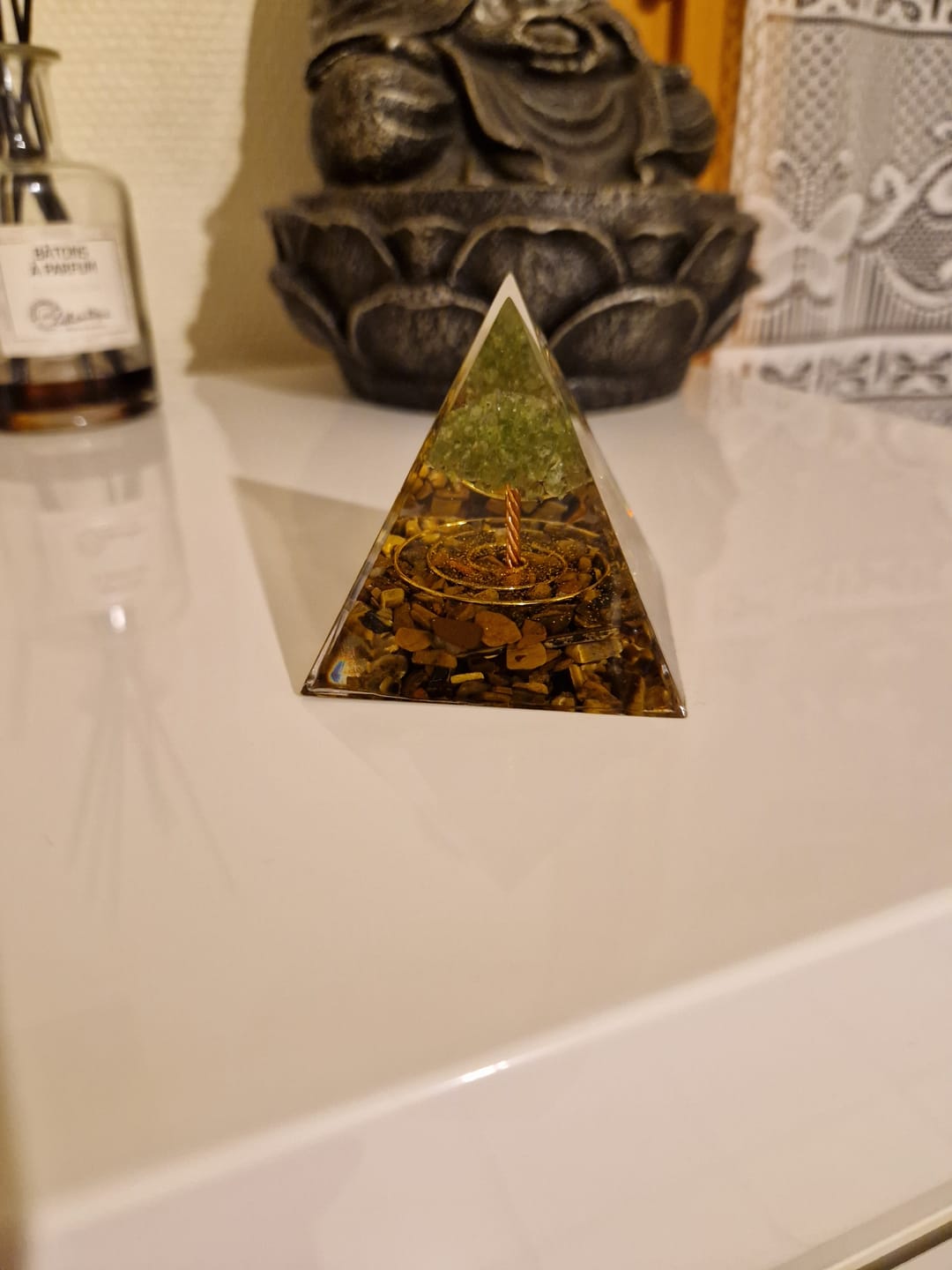 Customer photo review of Orgonite "Surya - Arbre du Bonheur" en Oeil de Tigre & Péridot