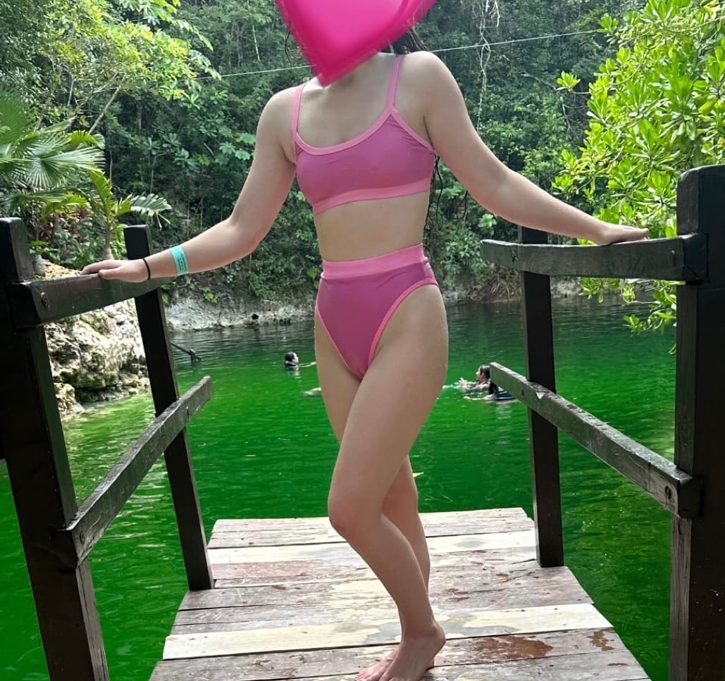 Customer photo review of TYLER Poppy Pink Sporty Bikini Top