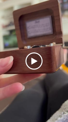 Customer video review of [Pre-Order] Phasmophobia Music Box