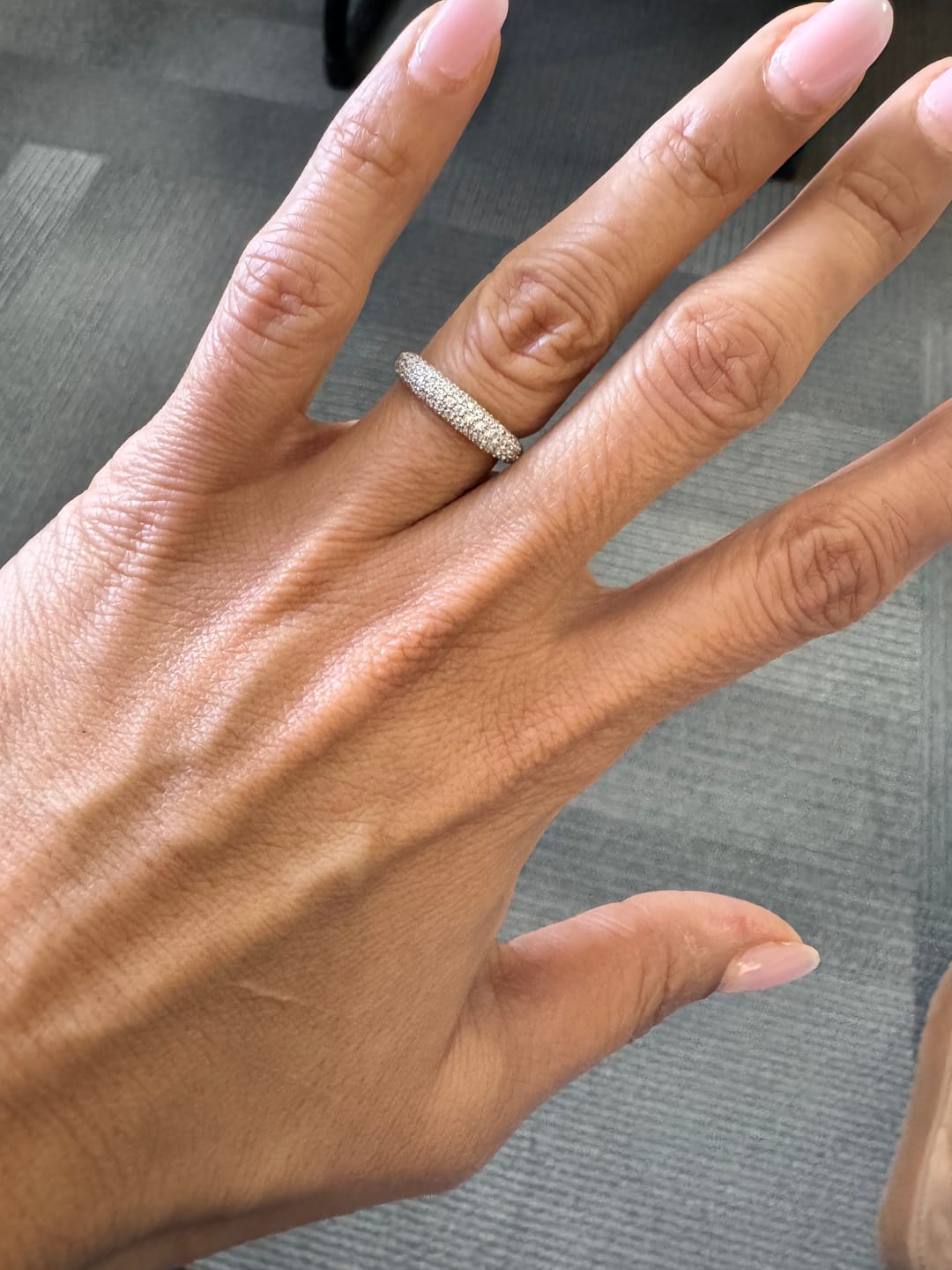 Customer photo review of Anillo Clásico Grueso