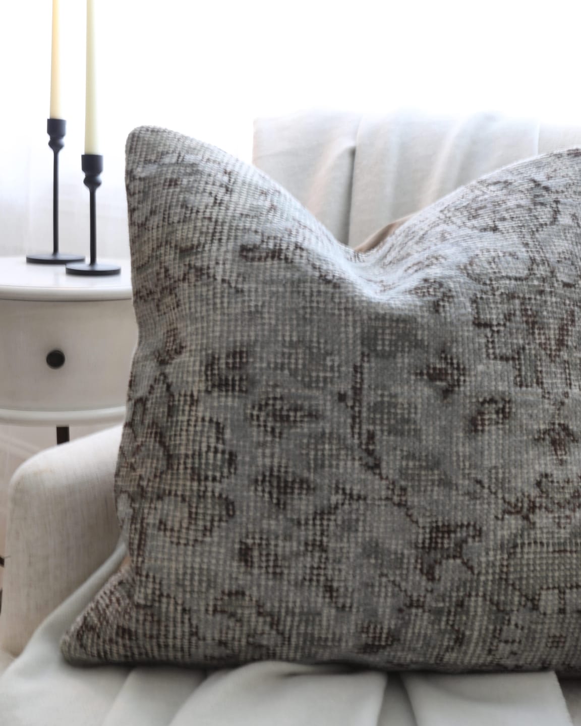 Customer photo review of Decorative Rug Pillow Cover 20" x 20"