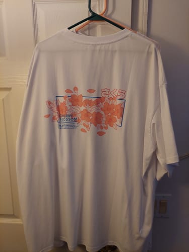 Customer photo review of Hazakura T-Shirt