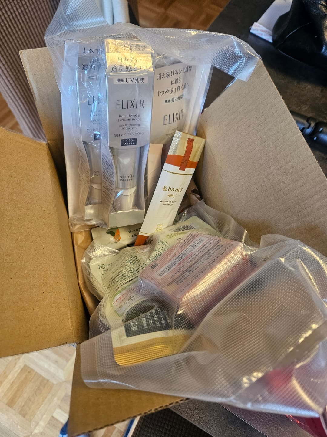 Customer photo review of Shiseido Elixir Daily Brightening UV Protector SPF50+ PA++++ 35ml