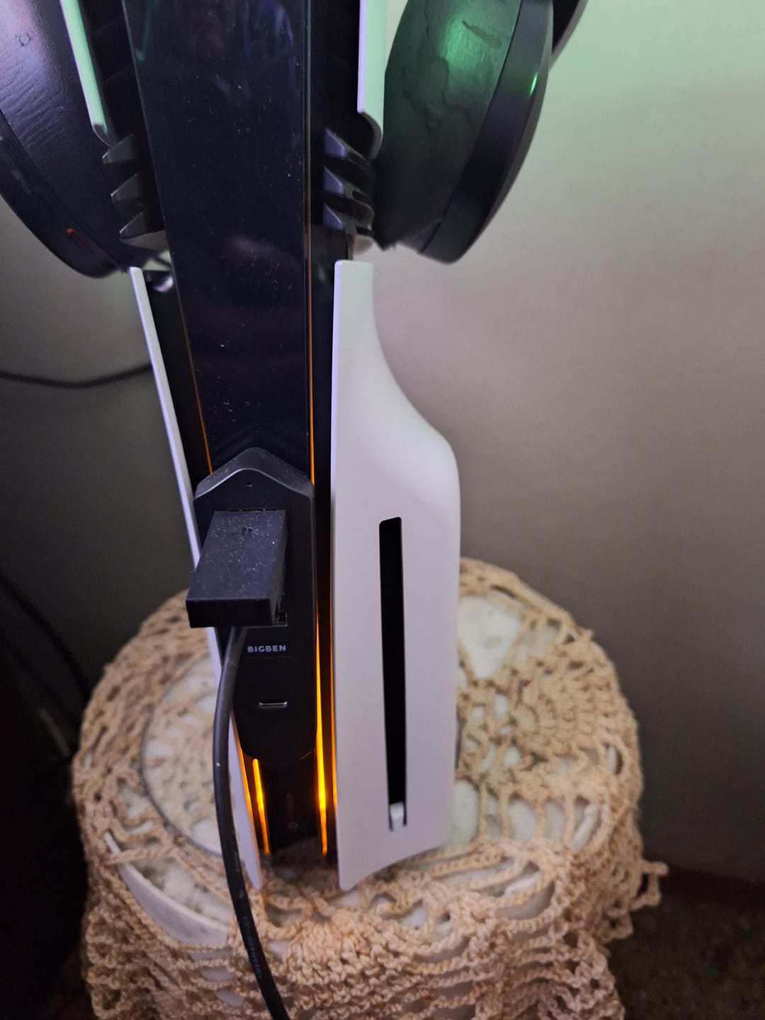 Customer photo review of Disc Drive For PS5 Digital Edition Consoles (model group – Slim)