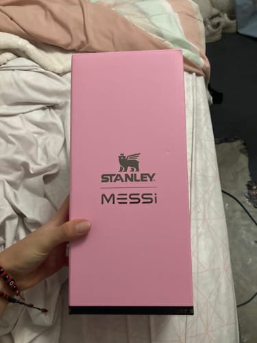 Customer photo review of Messi x Stanley 1913 Quencher Protour Flip Straw Tumbler | 1.1L