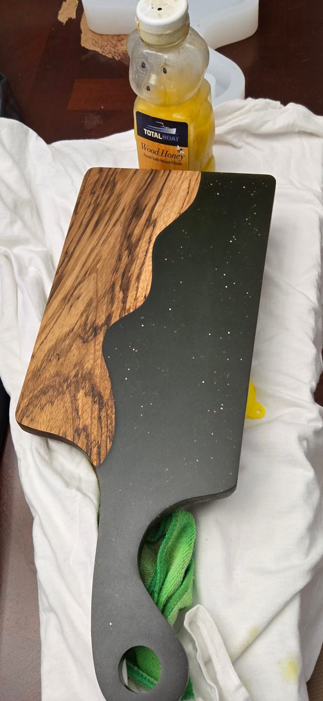Customer photo review of 17.5x7x1" Small Free Flow Charcuterie Board Silicone Mold