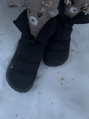 Customer photo review of Vaistoa Hellä | Winter Barefoot Shoes