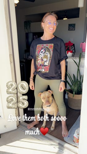 Customer photo review of Chingona Every Damn Day Loteria T-Shirt