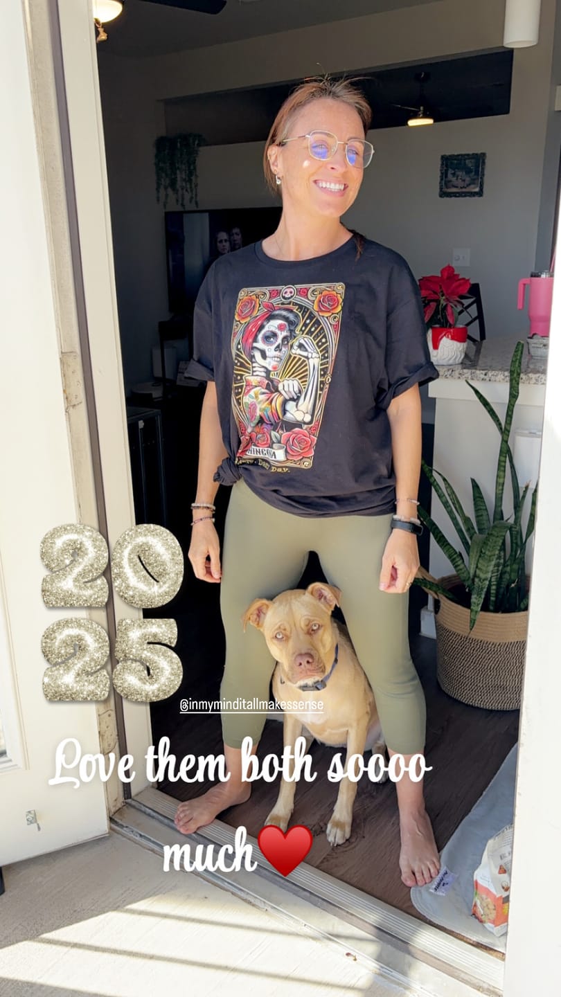 Customer photo review of Chingona Every Damn Day Loteria T-Shirt