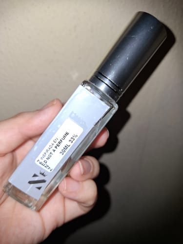 Customer photo review of Perfume Tendencia D NOT A PERFUME NUEVO DICIEMBRE 2023 zenz