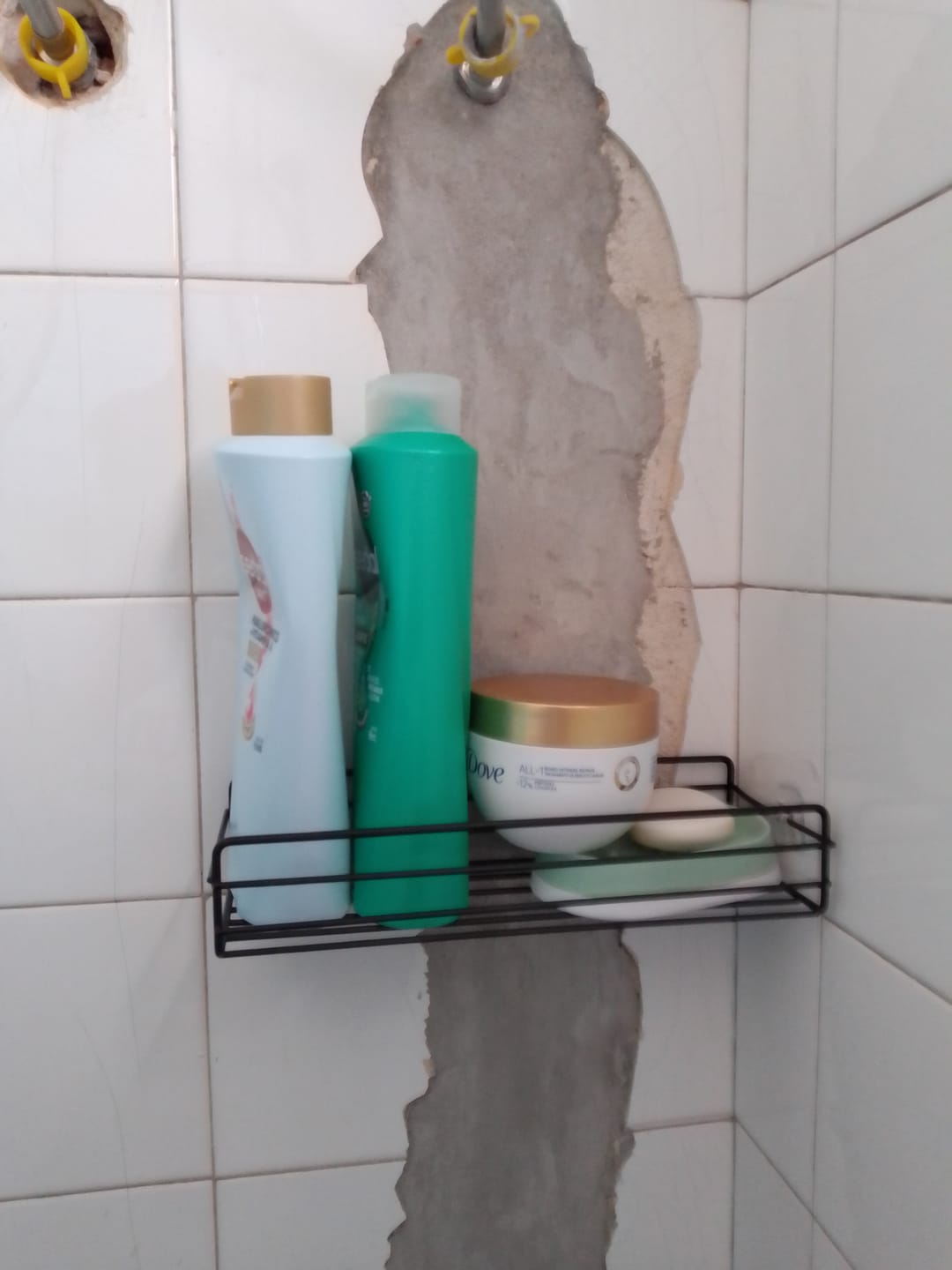 Customer photo review of Set X2 Estante Organizador Repisa Baño Ducha Adhesivo