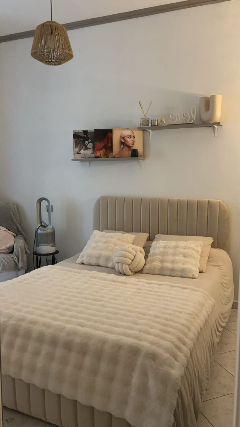 Customer photo review of Lit design avec coffre de rangement - MAELLE