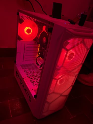 Customer photo review of Fuente de Poder MSI 600W MAG A600DN Certificada 80+ (GAMING FULL) ATX FCC 12V/ 100-240V/ PFC/ NEGRA