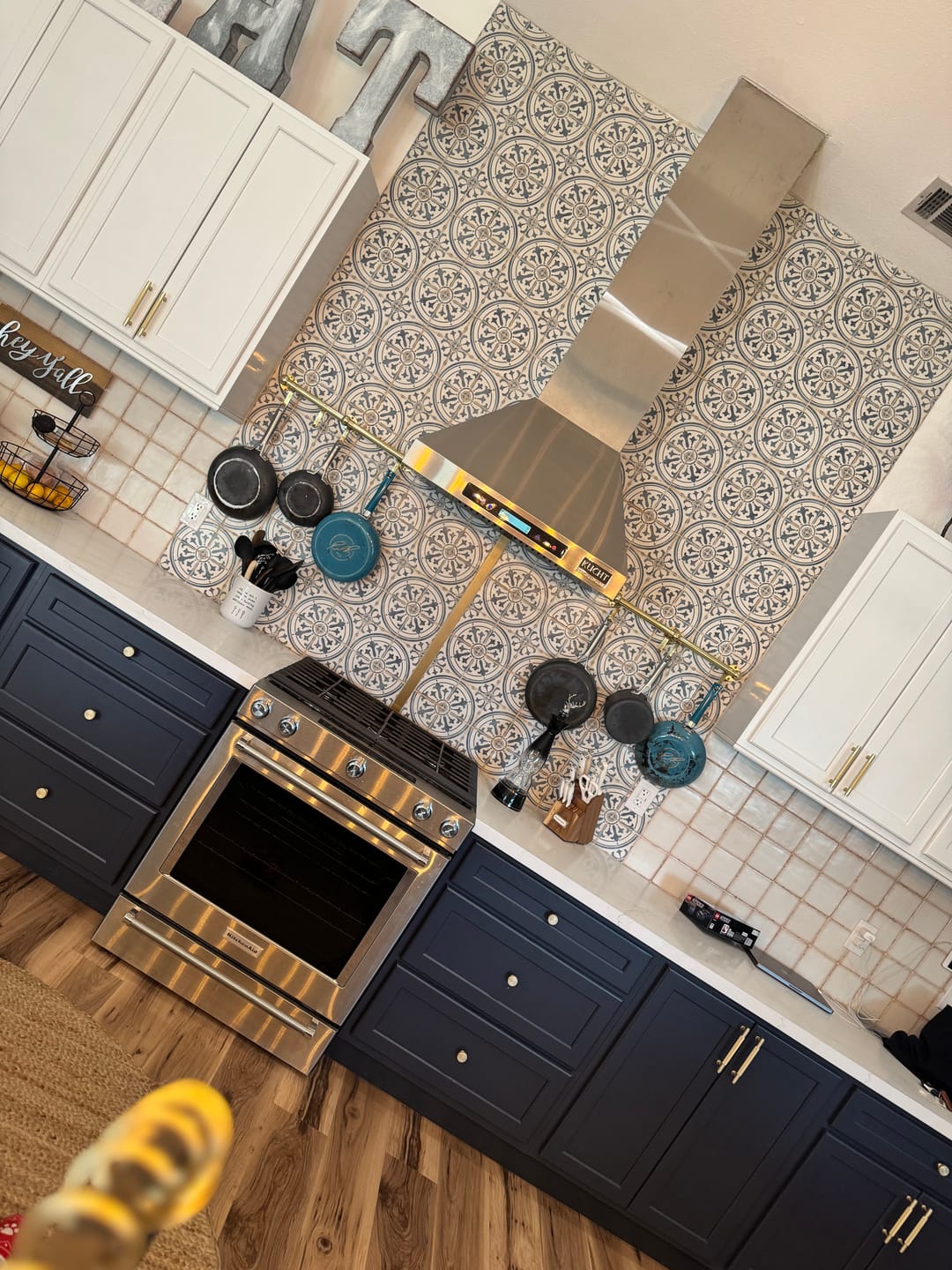 Customer photo review of Wall Mounted Brass Kitchen Rail with Hooks #VFK144