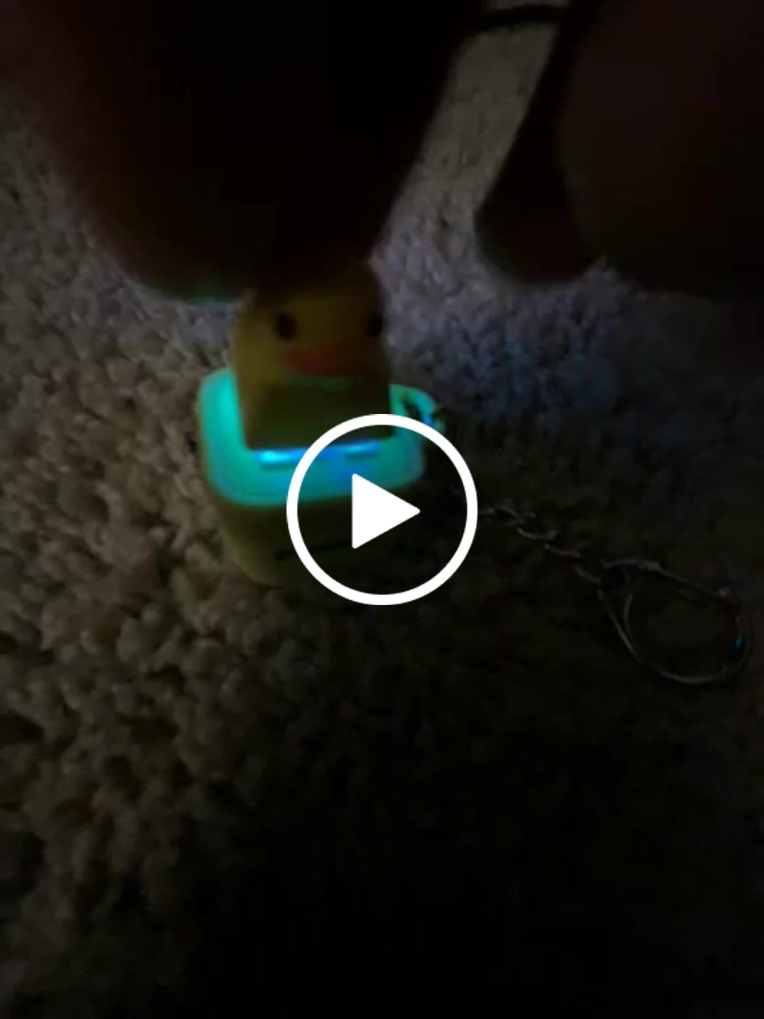 Customer video review of Duckey Keycap