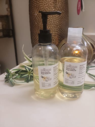 Customer photo review of Warm Vanilla Sugar Body Oil