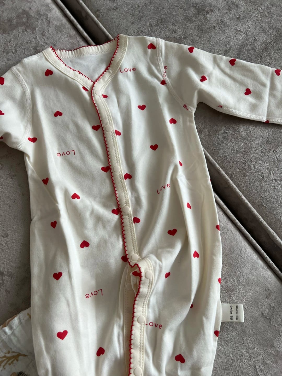 Customer photo review of Newborn Red Heart Print Jumpsuit