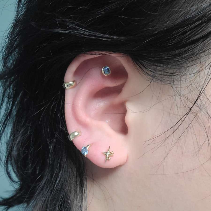 Customer photo review of 14K Gold Mini Helix Hoop Earring