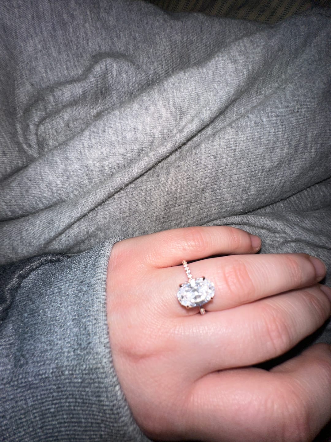 Customer photo review of S925 4.0 Carat Oval Cut Wedding Ring Set With Hidden Halo Promise Ring Classic Half Wedding Band