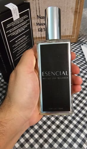 Customer photo review of H059 Inspirado en: 212 Vip Black - Carolina Herrera