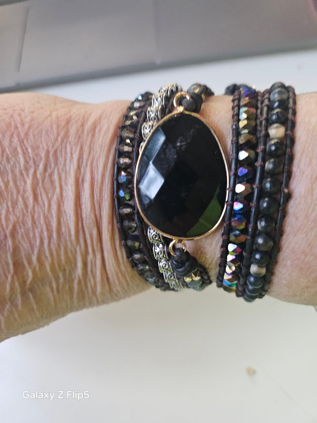 Customer photo review of Power Onyx Wickelarmband | Boho