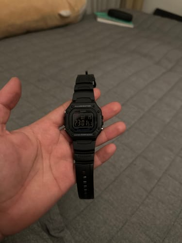 Customer photo review of Reloj Casio Vintage W-218H-1BVDF Pantalla Negativa