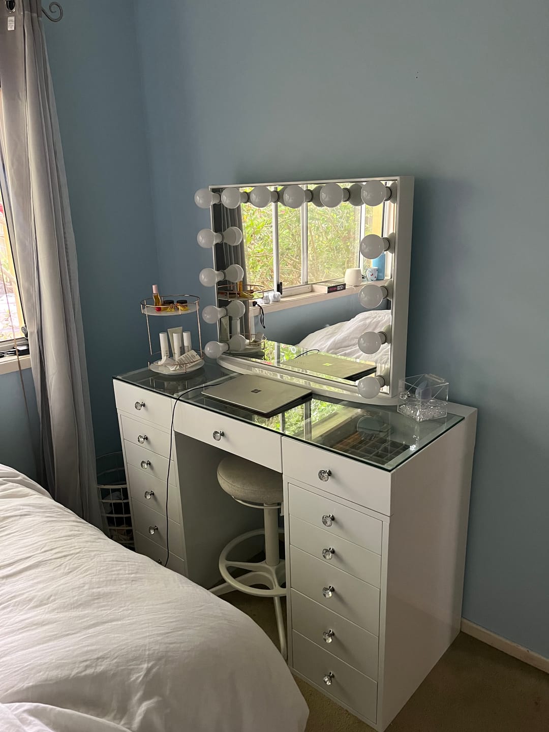 Customer photo review of Mini MILA ROSE Beauty Station + Large YSABEL Makeup Mirror with Lights
