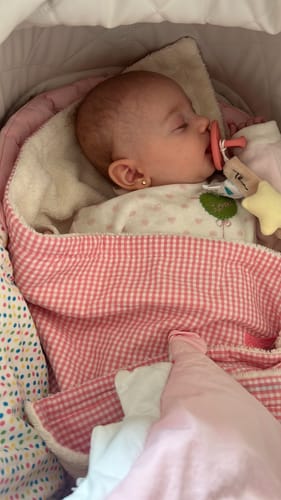 Customer photo review of Kit 2 Chupetes CLÁSICOS Rosa Pálido y Rosa Nenina & Co