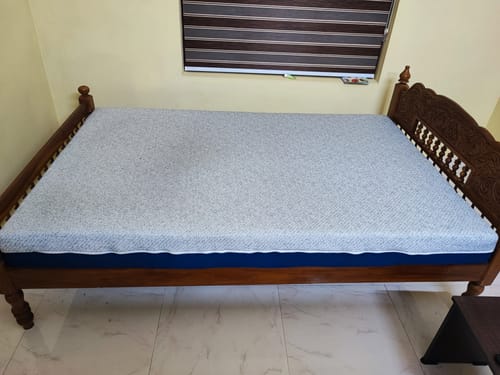 Customer photo review of Flo Anti-Gravity™ Latex Mattress