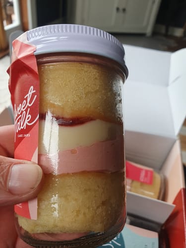 Customer photo review of Strawberry + White Chocolate Cake Jar