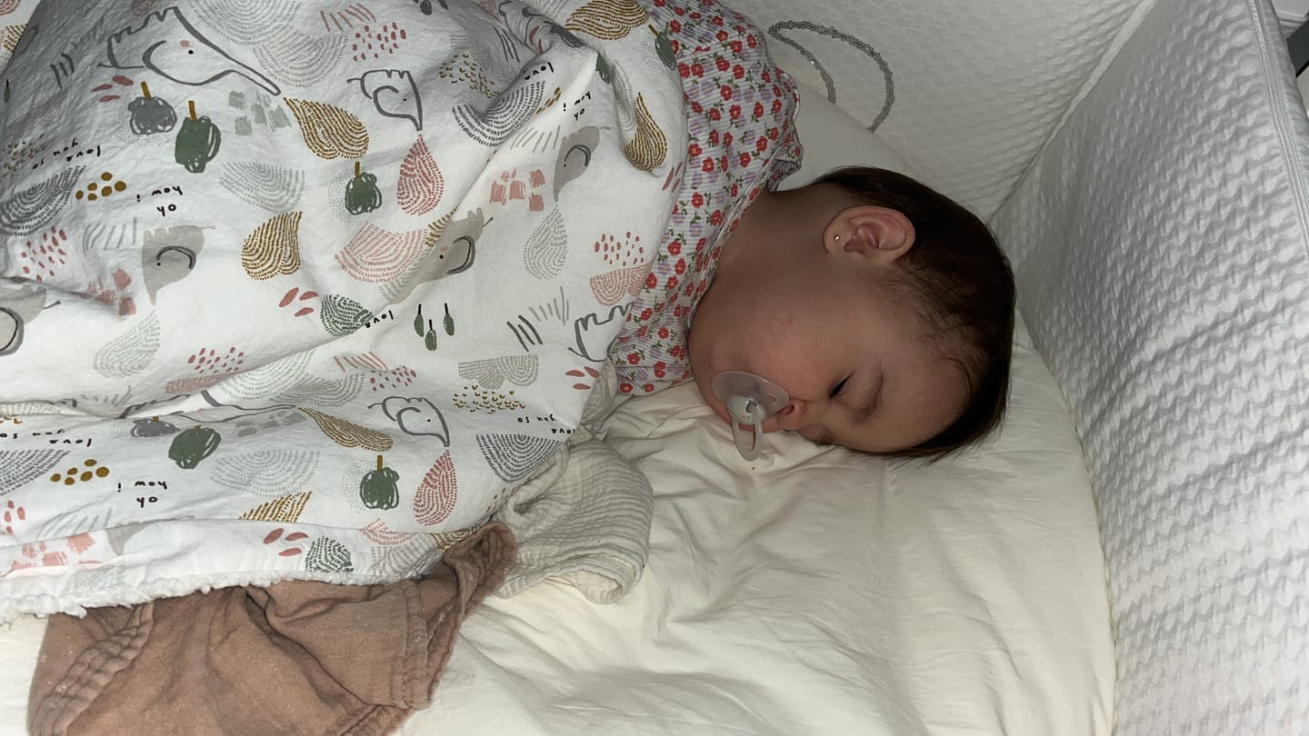 Customer photo review of ALMOHADA LUNA®️ 🌙 Ayuda a dormir solitos! Ideal para peques con muchos despertares