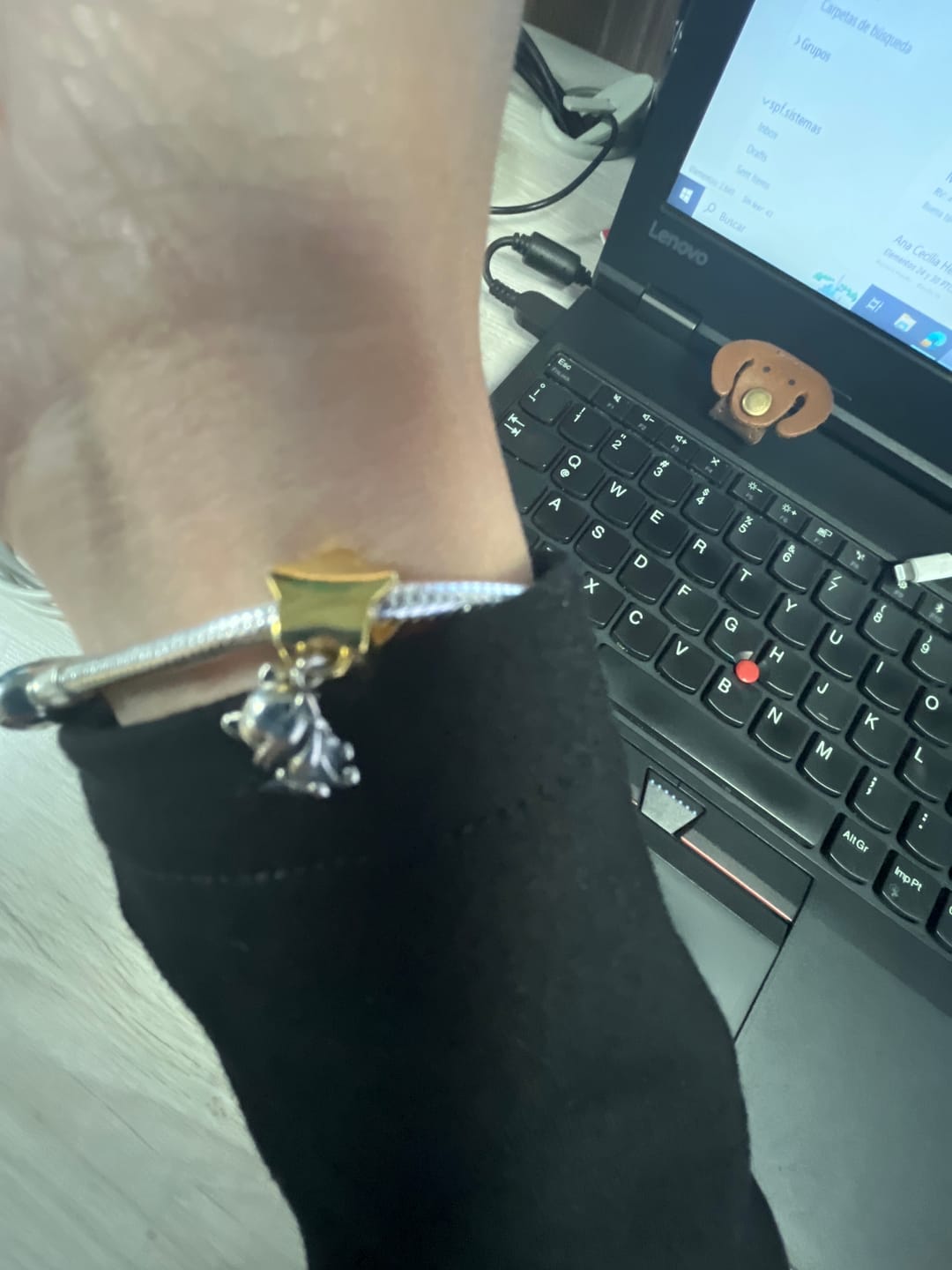 Customer photo review of Charm Gatito y Estrella Dorada