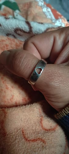 Customer photo review of Silver Hollow Heart Ring