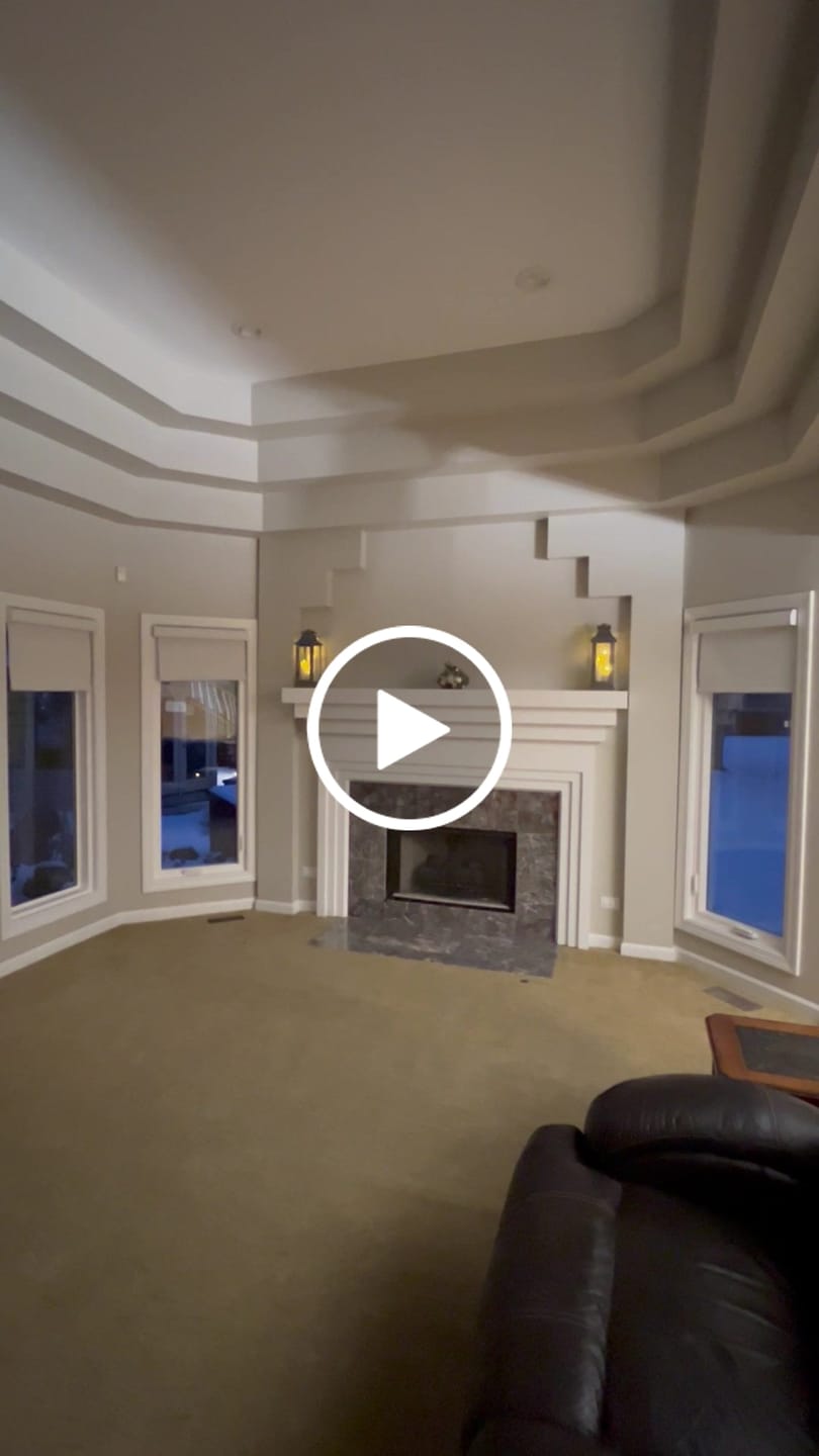Customer video review of SmartWings Motorized Roller Shades 100% Blackout Essential