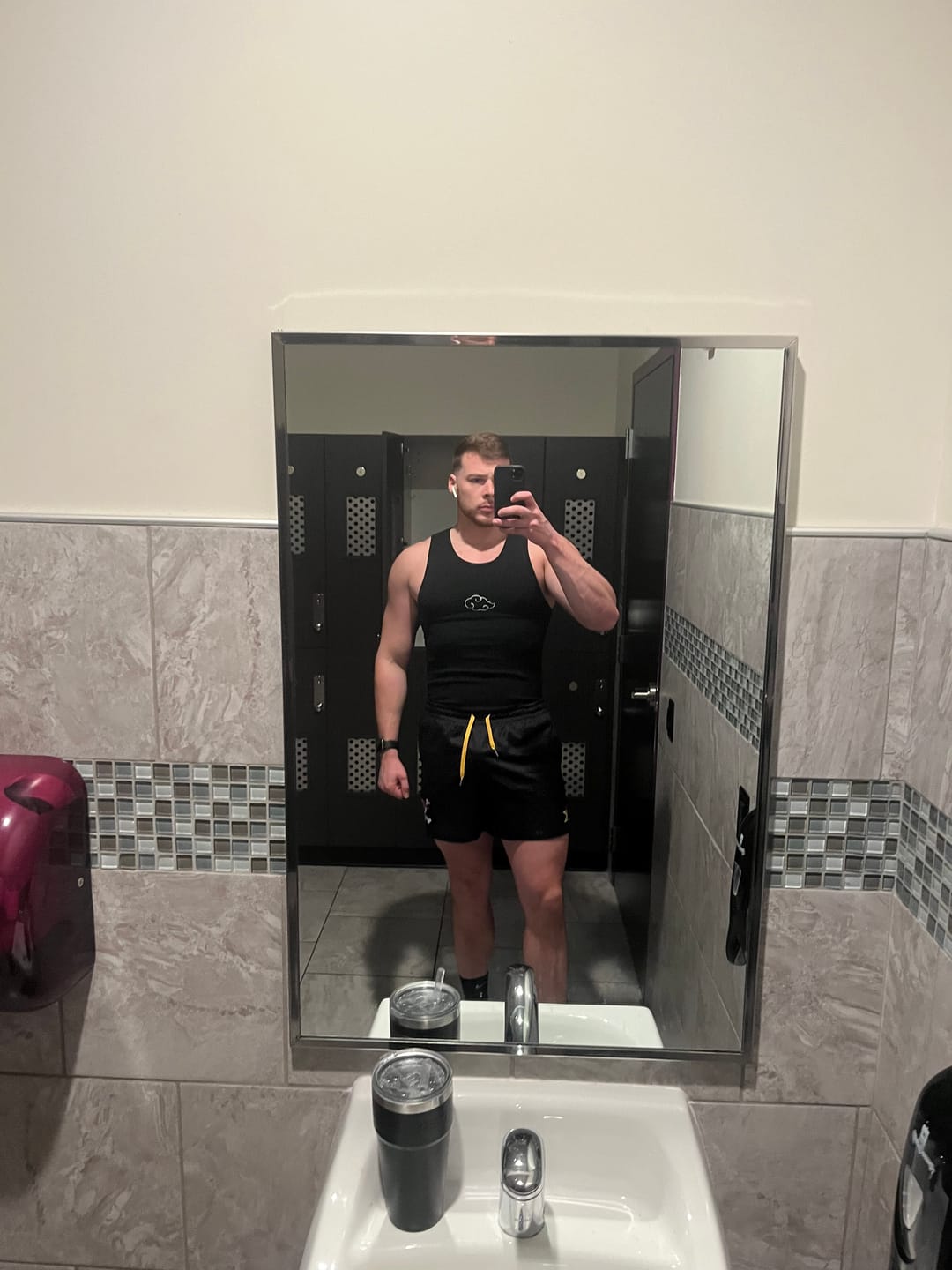 Customer photo review of Straw Helmet Raider Shorts