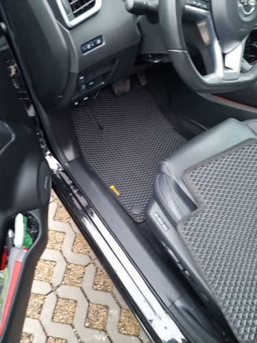 Customer photo review of Dywaniki samochodowe na zamówienie - Przód i tył