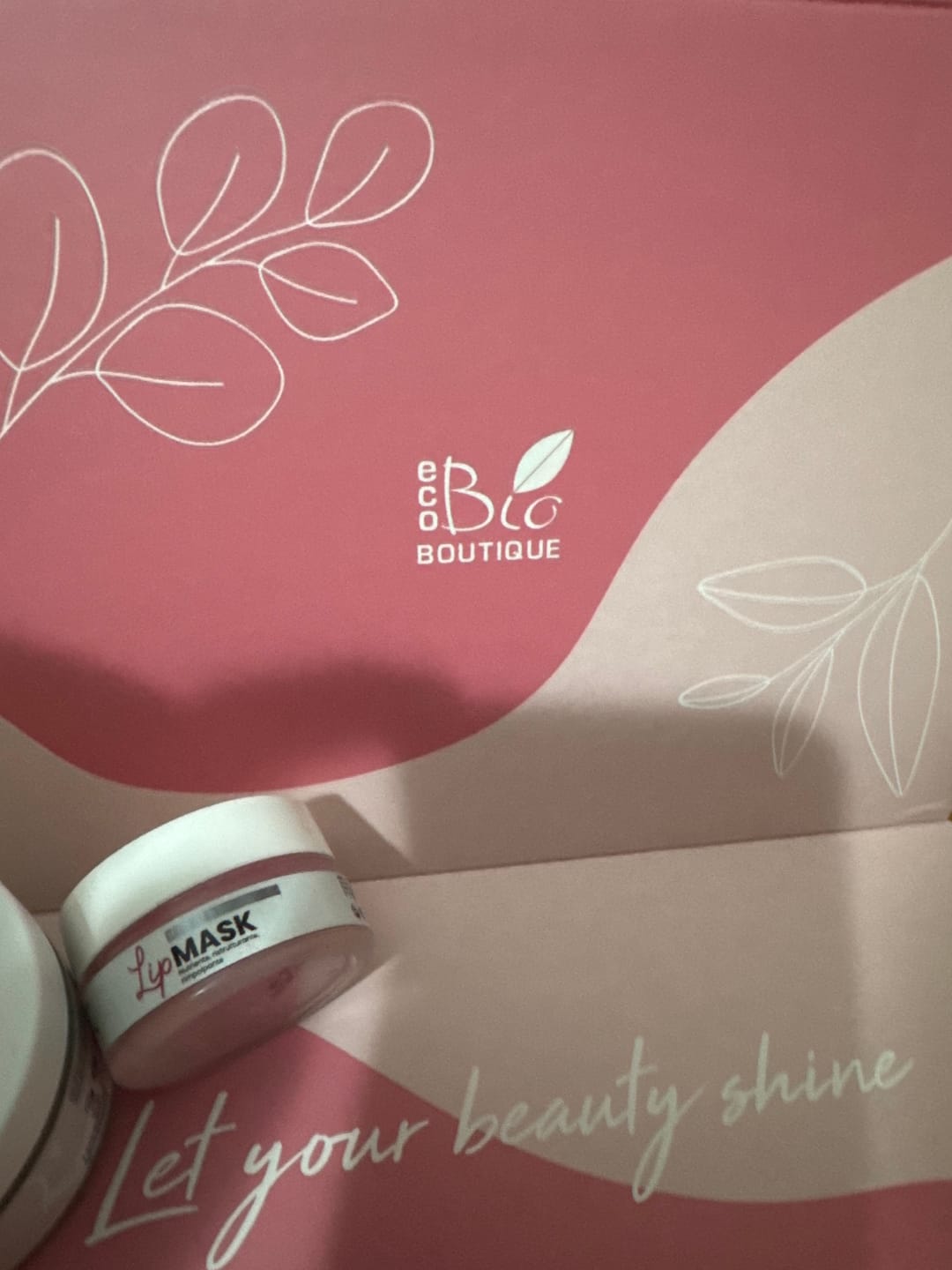 Customer photo review of Ultra Lip Mask