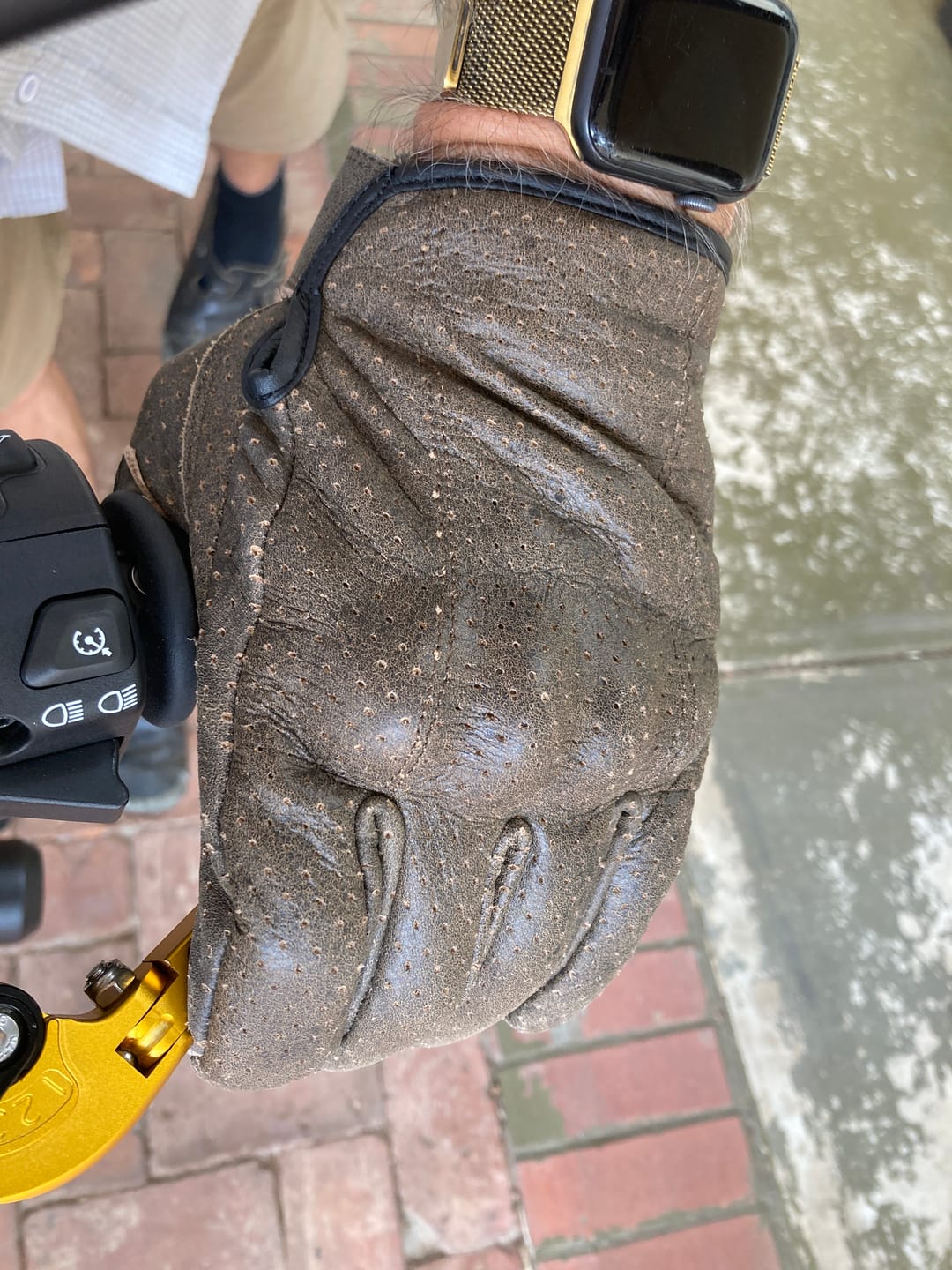 Customer photo review of Thumpa's | Short Cuff Summer Motorbike Gloves | Perforated Retro Brown Distressed Leather