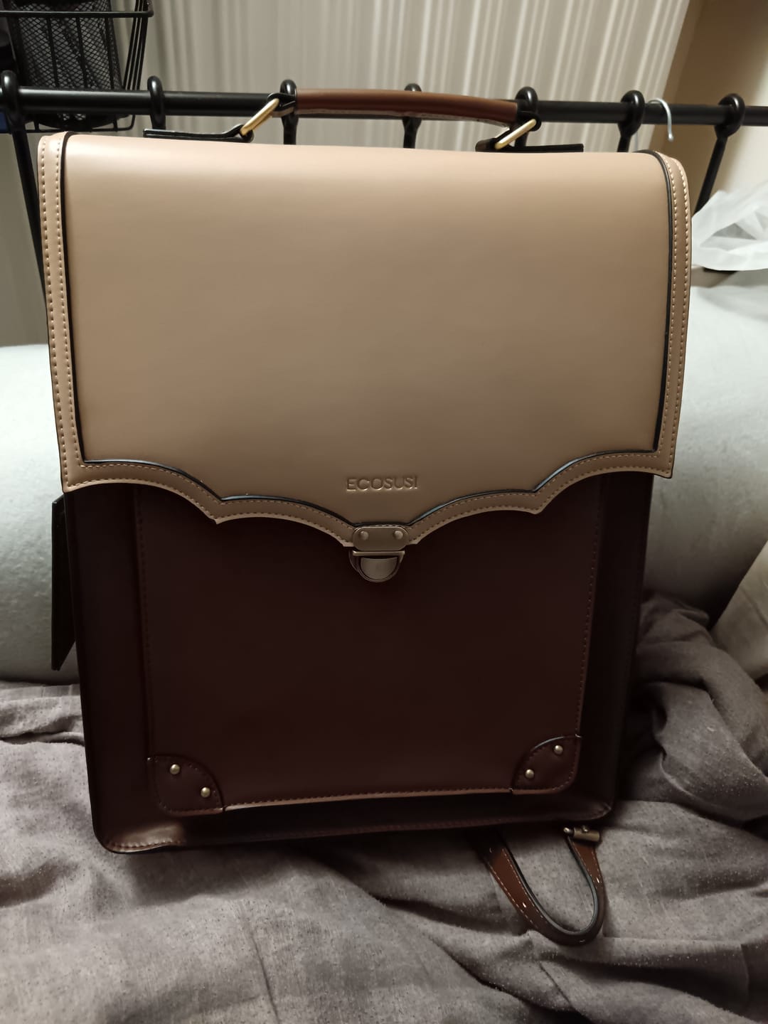 Customer photo review of Aria Vintage Backpack for 15.6 Inches