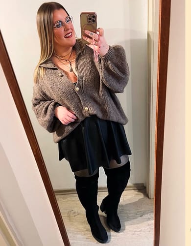 Customer photo review of Oversized Cardigan "CozyGlam"