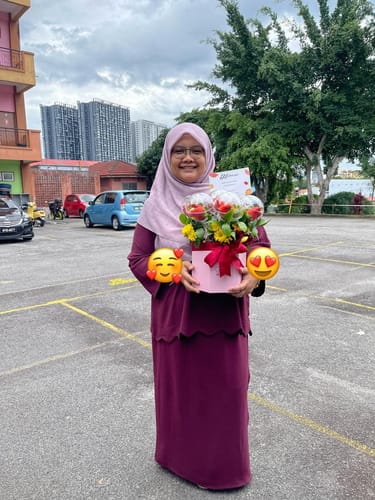 Customer photo review of Mona Lisa Strawberry Fruit Box (Available in Klang Valley & Seremban only)