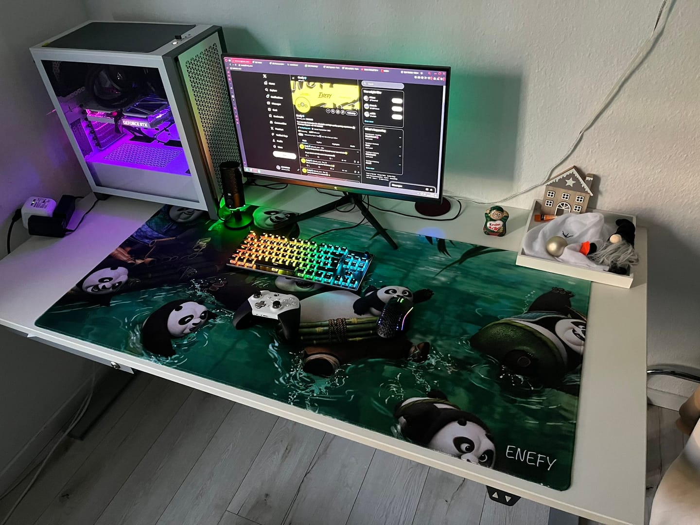 Customer photo review of Customizable Mousepad