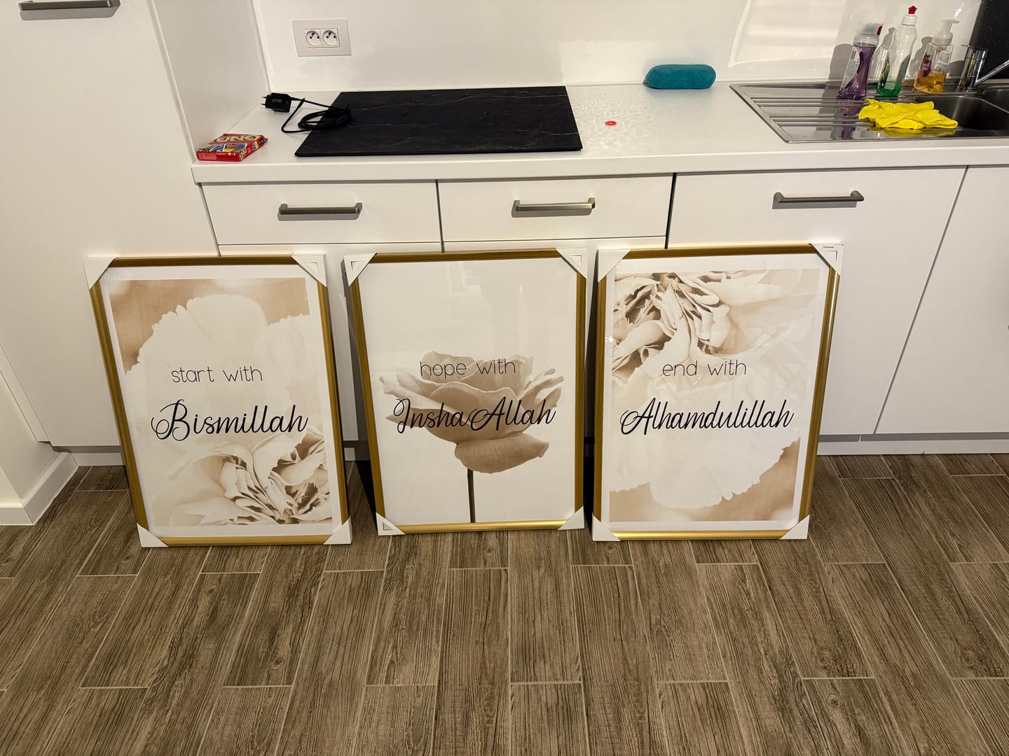 Customer photo review of Start with Bismillah - rosa, weiß oder beige - Poster