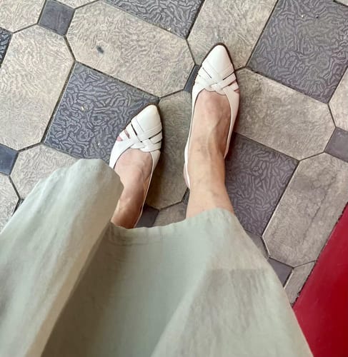 Customer photo review of Miranda White Flat Sandals